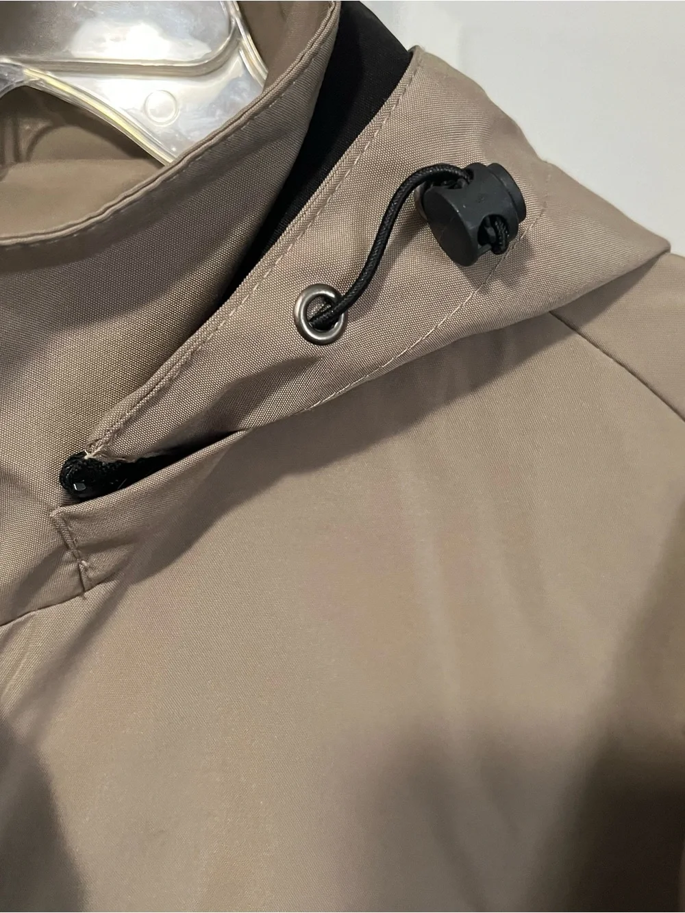 Qogirefng men’s size XL hooded outdoors jacket